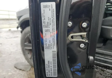 2021 Ram 1500 Classic Slt z USA, uszkodzony, nr VIN 1C6RR7LT9MS518556